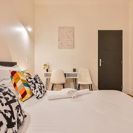 Magnifique De Luxe & Familia - 16 Apartment *